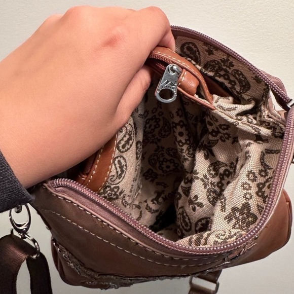 Montana West Genuine Leather Cross Crossbody Bag - Picture 7 of 9